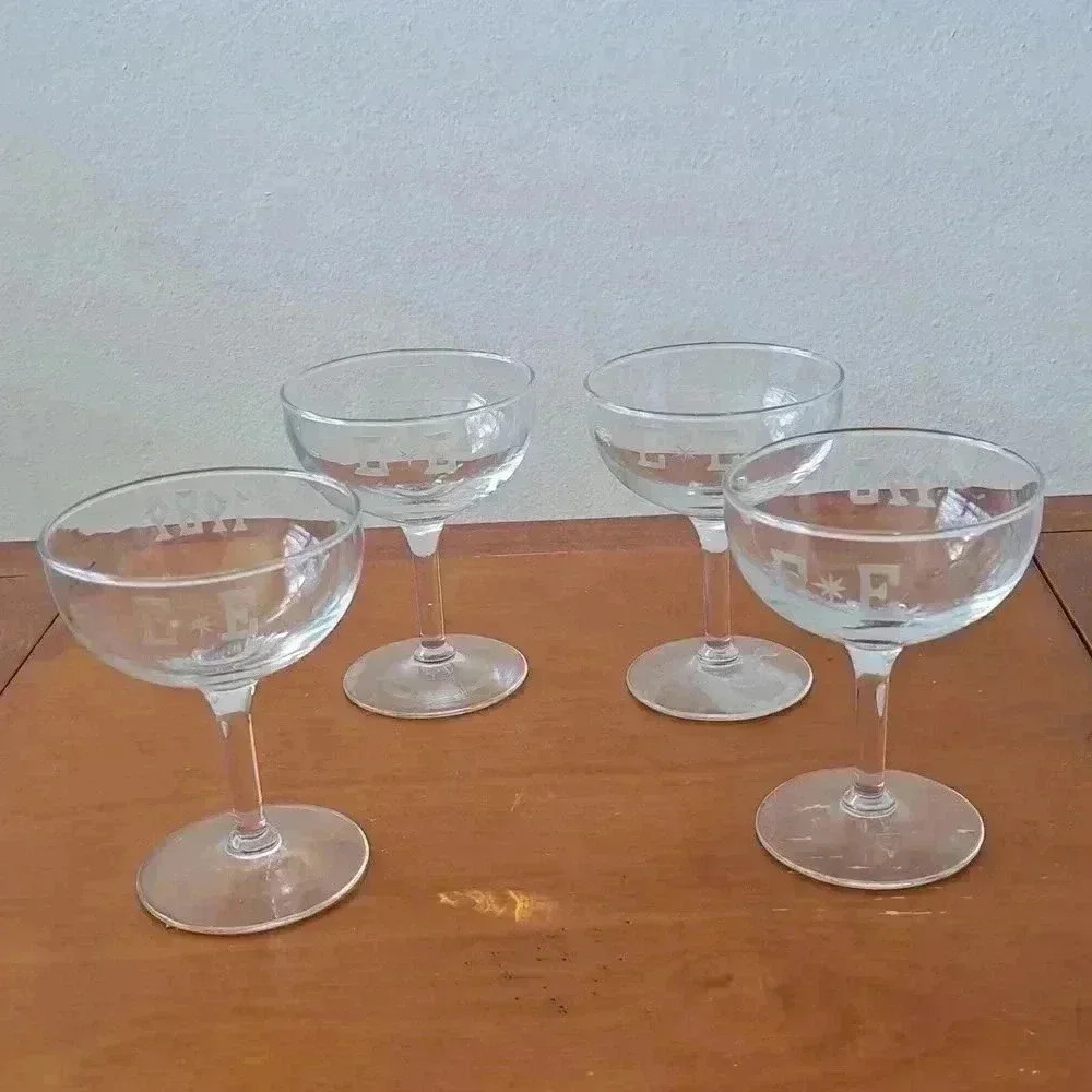 𝅺CHAMPAGNE ROUND GLASS COLLECTIBLE AND VINTAGE